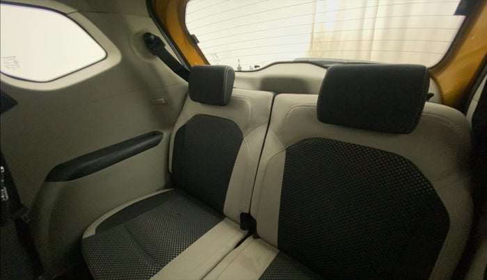 2019 Renault TRIBER RXZ, Petrol, Manual, 63,655 km, Third Seat Row ( optional )