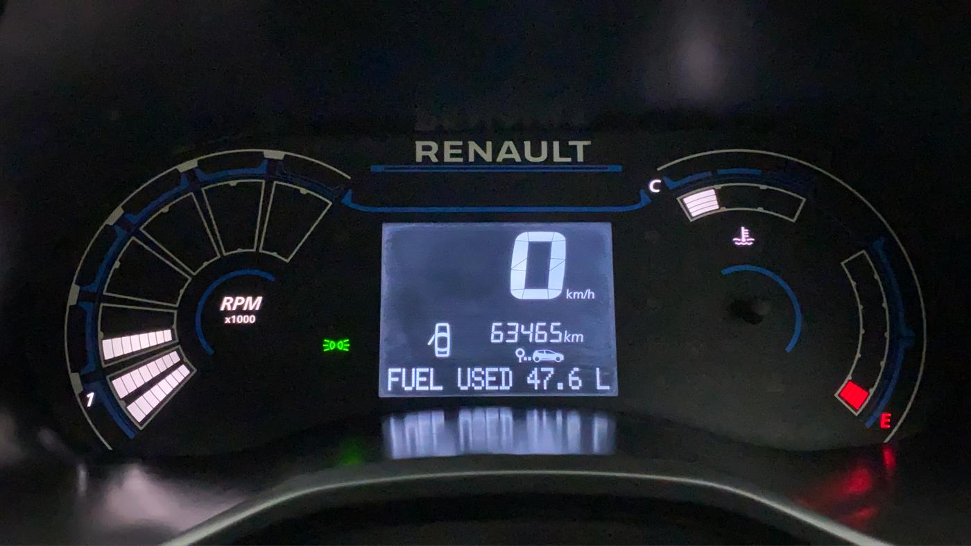 2019 Renault TRIBER RXZ, Petrol, Manual, 63,655 km, Odometer Image