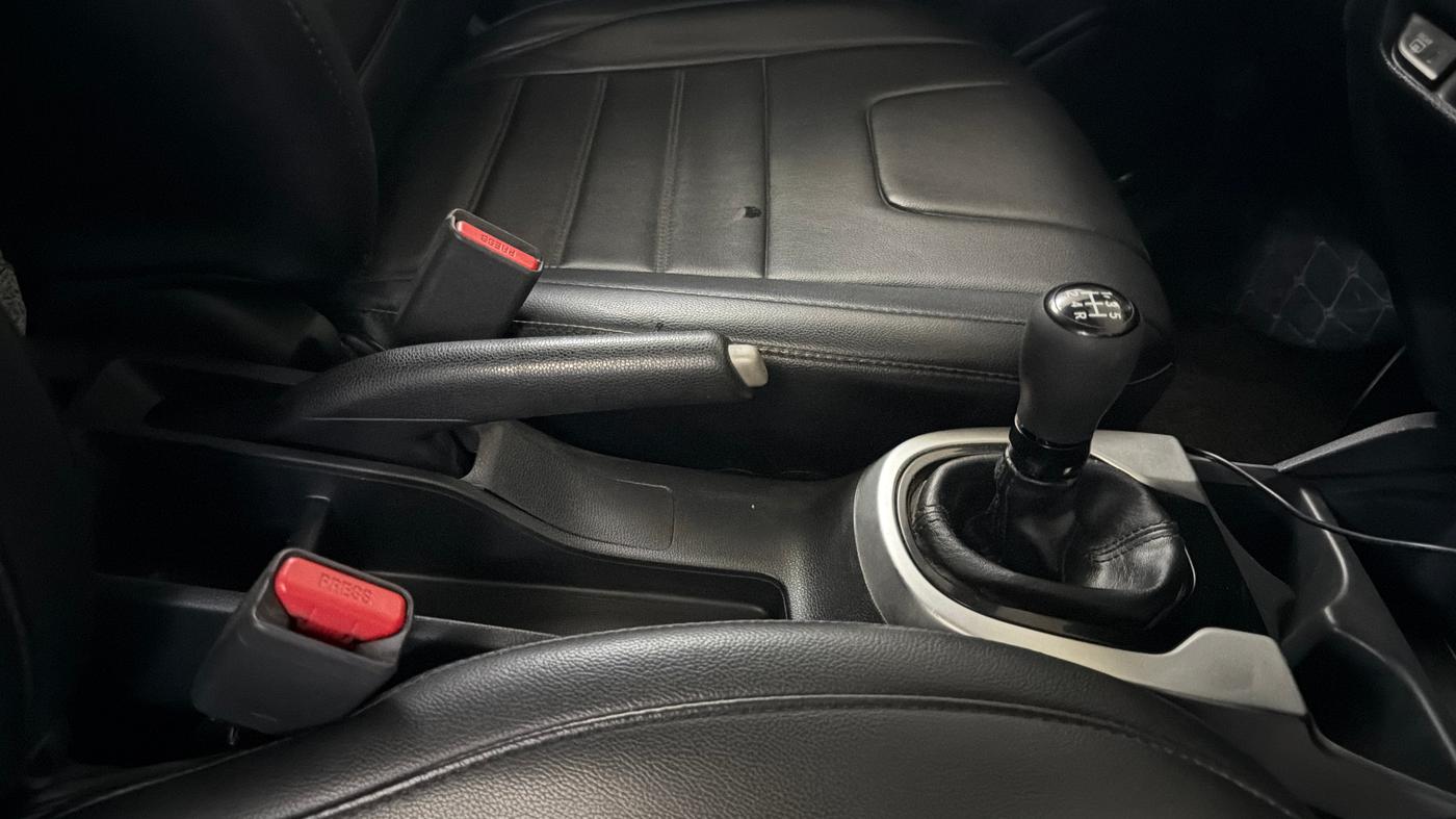 2019 Honda WR-V 1.2L I-VTEC S MT, Petrol, Manual, 40,031 km, Gear Lever