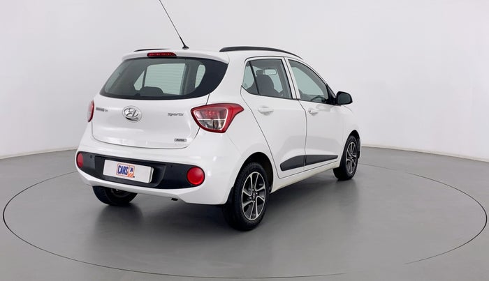 2017 Hyundai Grand i10 SPORTZ (O) 1.2 AT VTVT, Petrol, Automatic, 45,471 km, Right Back Diagonal