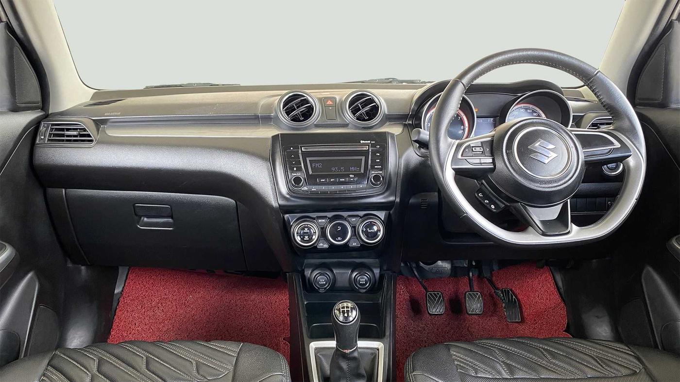 2020 Maruti Swift ZXI D, Petrol, Manual, 16,308 km, Dashboard