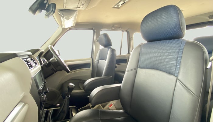 2021 Mahindra Scorpio S11, Diesel, Manual, 16,764 km, Right Side Front Door Cabin