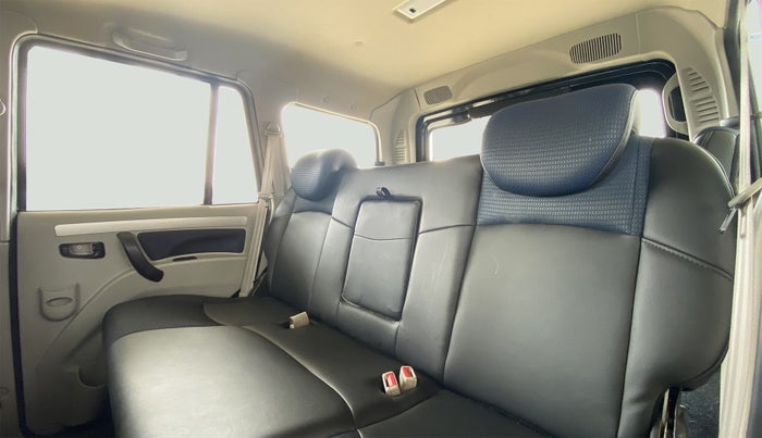2021 Mahindra Scorpio S11, Diesel, Manual, 16,764 km, Right Side Rear Door Cabin