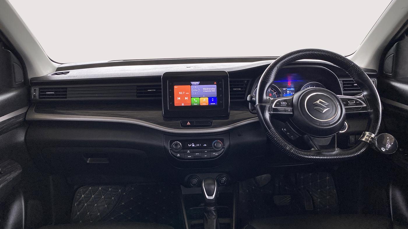 2019 Maruti XL6 ALPHA AT SHVS, Petrol, Automatic, 1,00,097 km, Dashboard