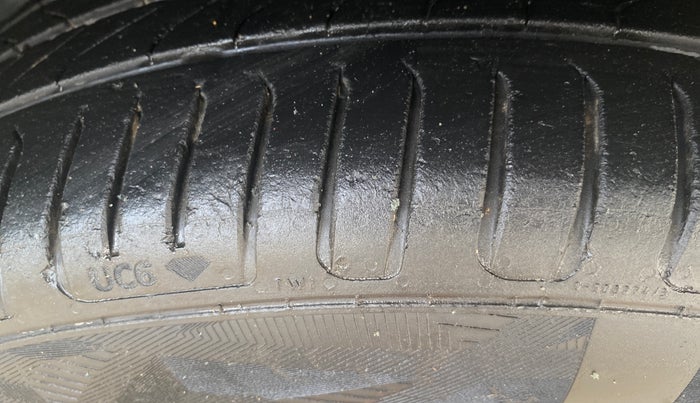 2018 Maruti S Cross ZETA 1.3, Diesel, Manual, 1,17,600 km, Right Front Tyre Tread