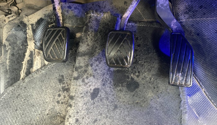 2018 Maruti S Cross ZETA 1.3, Diesel, Manual, 1,17,600 km, Pedals