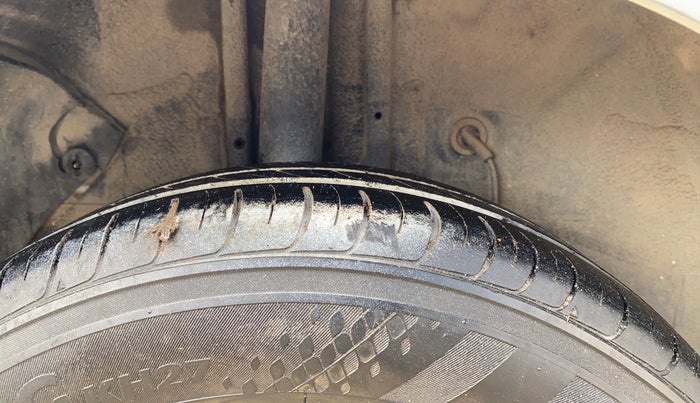 2019 Hyundai Elite i20 MAGNA PLUS 1.2, Petrol, Manual, 19,797 km, Right Rear Tyre Tread