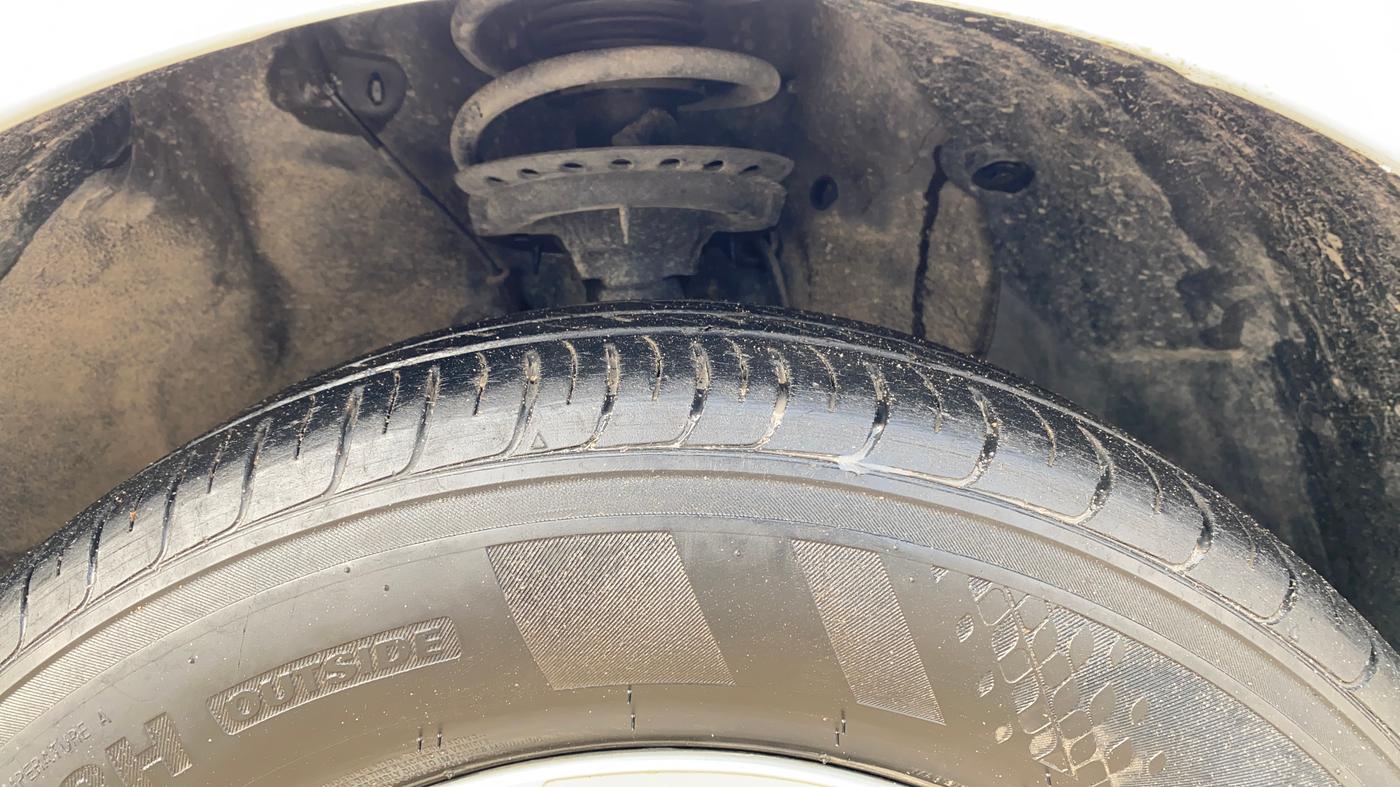 2019 Hyundai Elite i20 MAGNA PLUS 1.2, Petrol, Manual, 19,797 km, Right Front Tyre Tread
