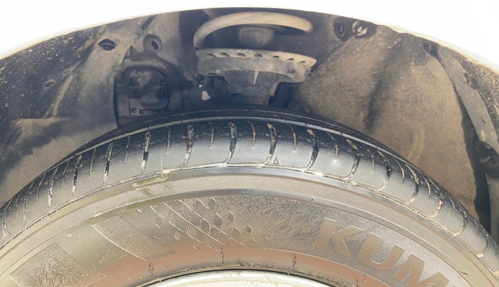 2019 Hyundai Elite i20 MAGNA PLUS 1.2, Petrol, Manual, 19,797 km, Left Front Tyre Tread