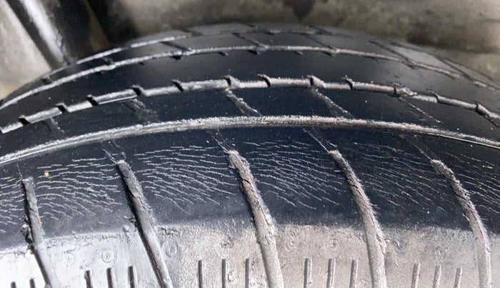 2014 Honda Brio 1.2 E MT I VTEC, Petrol, Manual, 44,885 km, Right Rear Tyre Tread