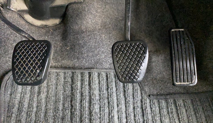 2014 Honda Brio 1.2 E MT I VTEC, Petrol, Manual, 44,885 km, Pedals