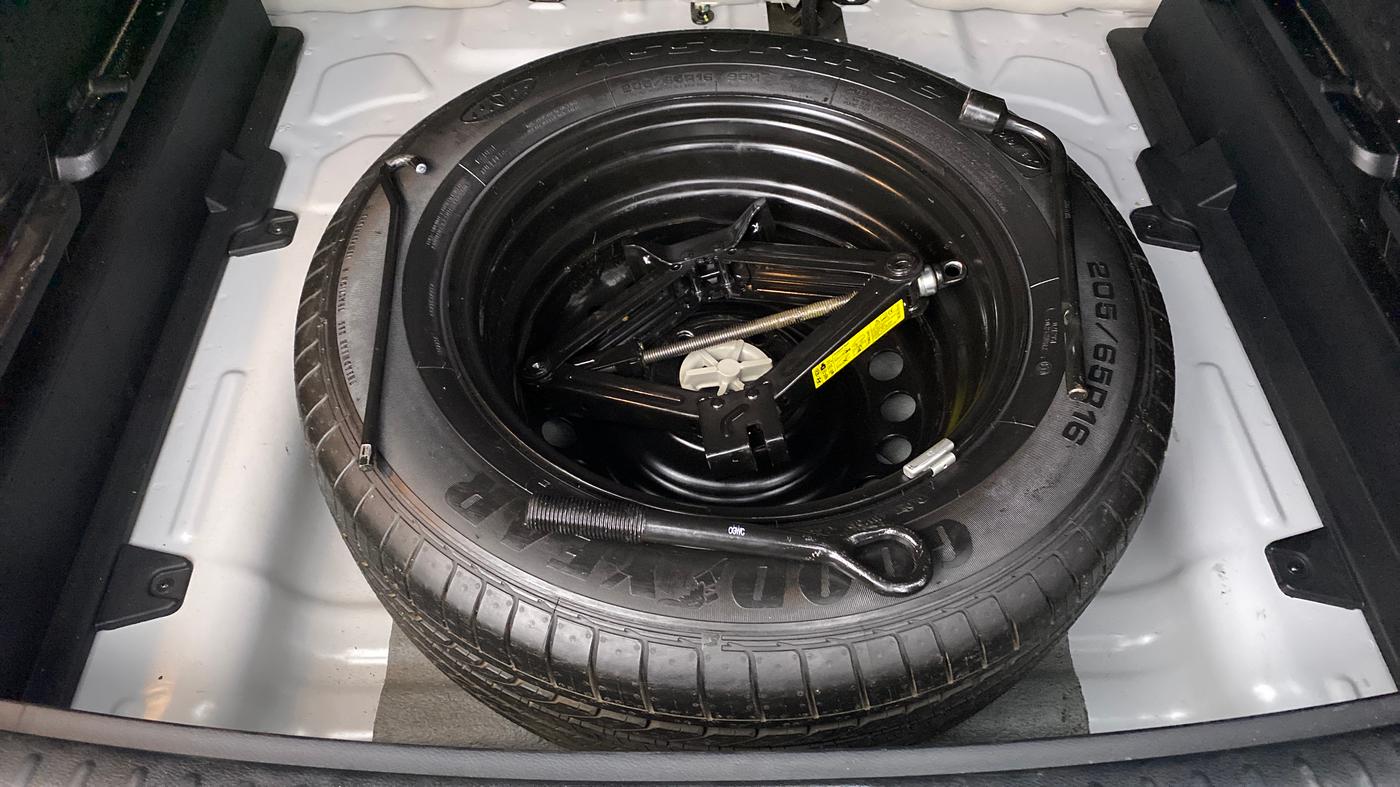 2019 KIA SELTOS HTX+ AT 1.5 DIESEL, Diesel, Automatic, 35,180 km, Spare Tyre