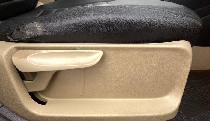 2015 Volkswagen Polo HIGHLINE1.2L PETROL, Petrol, Manual, 40,843 km, Driver Side Adjustment Panel