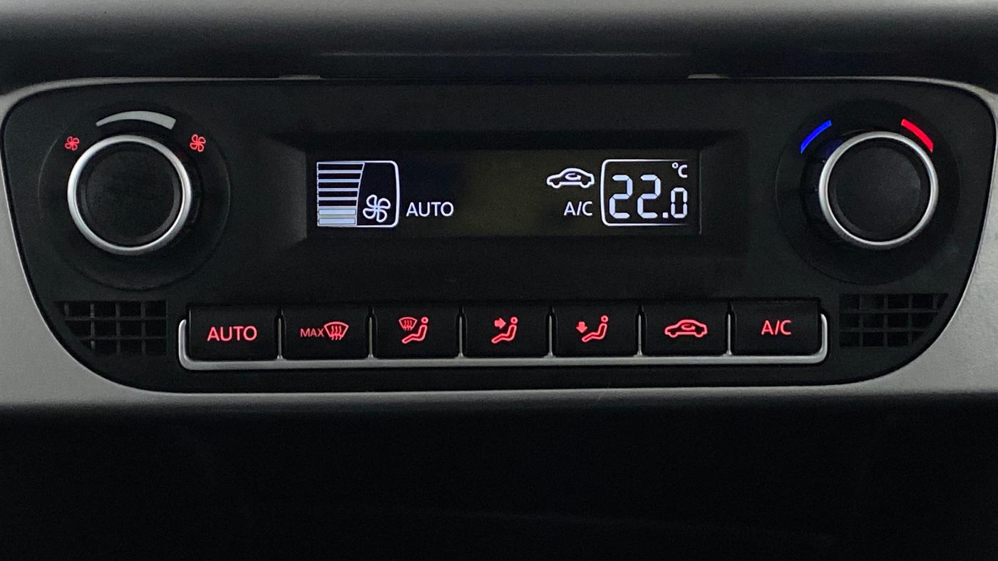 2015 Volkswagen Polo HIGHLINE1.2L PETROL, Petrol, Manual, 40,843 km, Automatic Climate Control