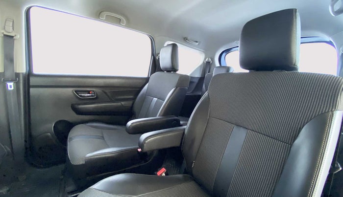 2019 Maruti XL6 ZETA SHVS, Petrol, Manual, 44,536 km, Right Side Rear Door Cabin
