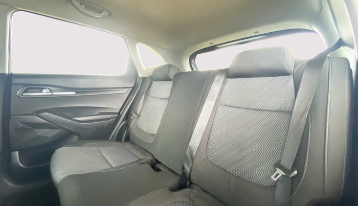 2020 KIA SELTOS HTK 1.5 PETROL, Petrol, Manual, 25,141 km, Right Side Rear Door Cabin