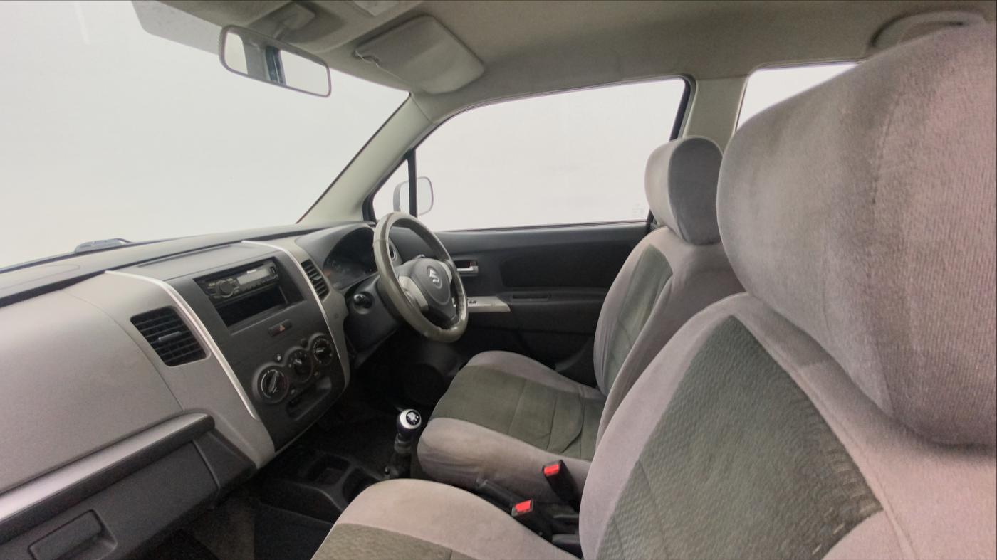 2010 Maruti Wagon R 1.0 LXI, Petrol, Manual, 80,371 km, Right Side Front Door Cabin