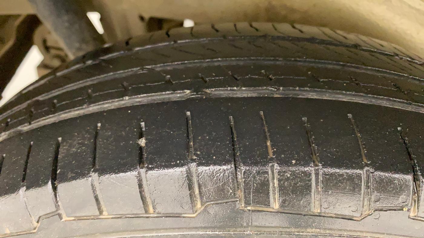 2010 Maruti Wagon R 1.0 LXI, Petrol, Manual, 80,371 km, Right Rear Tyre Tread