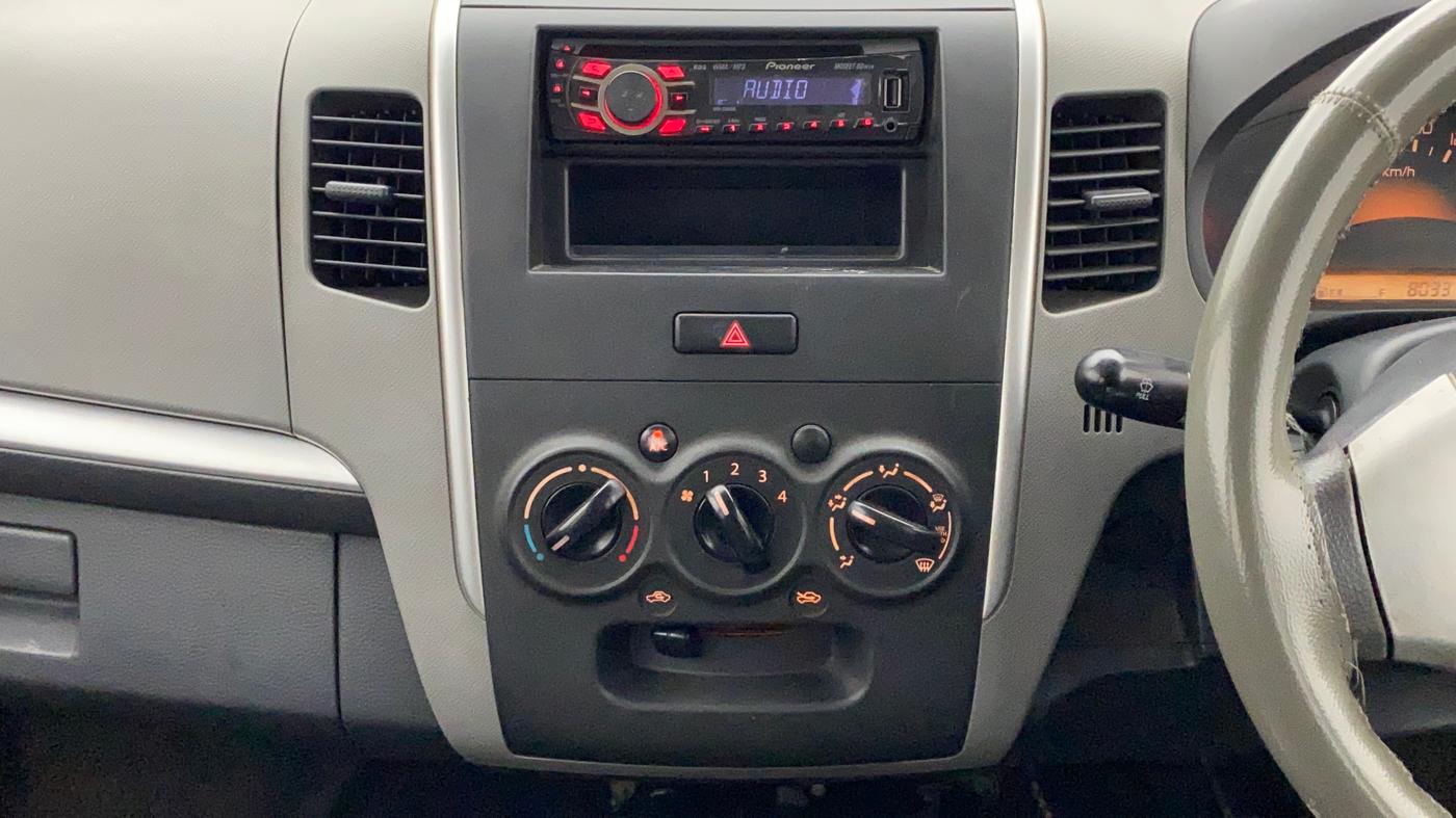 2010 Maruti Wagon R 1.0 LXI, Petrol, Manual, 80,371 km, Air Conditioner