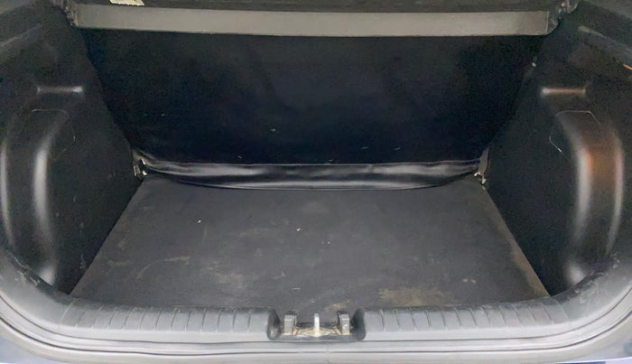 2020 Hyundai VENUE S 1.2, Petrol, Manual, 42,533 km, Boot Inside