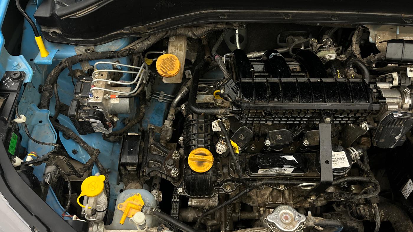 2026 Tata PUNCH Pure Plus 5 Speed MT, Petrol, Manual, 10,477 km, Engine View - Right