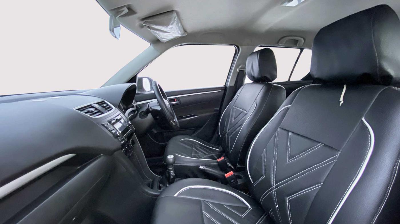 2017 Maruti Swift VXI D, Petrol, Manual, 21,439 km, Right Side Front Door Cabin