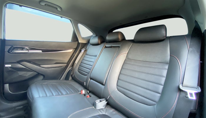 2020 KIA SELTOS 1.5 GTX+ AT, Diesel, Automatic, 23,598 km, Right Side Rear Door Cabin