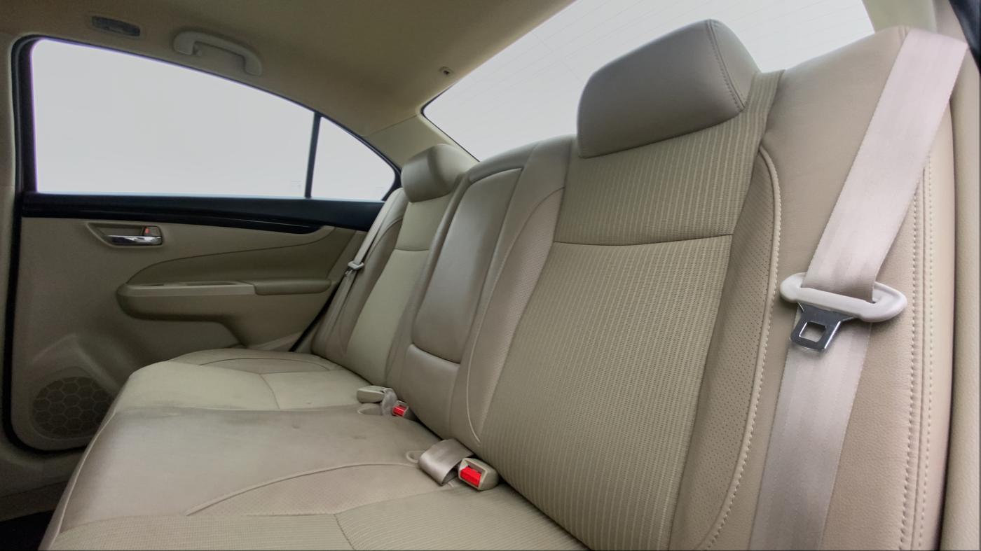 2016 Maruti Ciaz ZXI, Petrol, Manual, 27,972 km, Right Side Rear Door Cabin