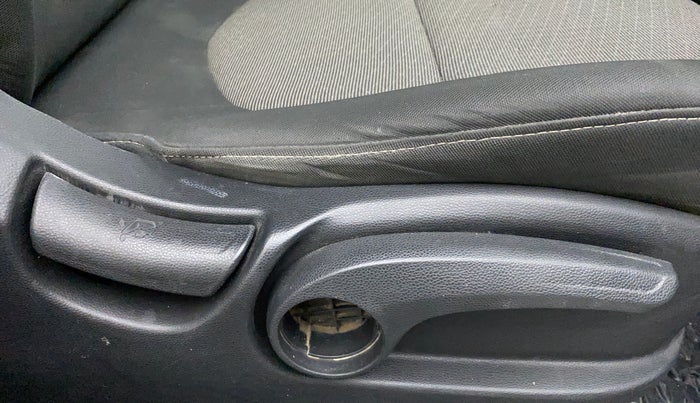 2016 Hyundai Creta SX PLUS AT 1.6 PETROL, Petrol, Automatic, 88,988 km, Driver Side Adjustment Panel