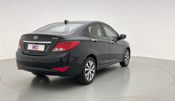 2017 Hyundai Verna FLUIDIC 1.6 SX VTVT, Petrol, Manual, 84,183 km, Right Back Diagonal