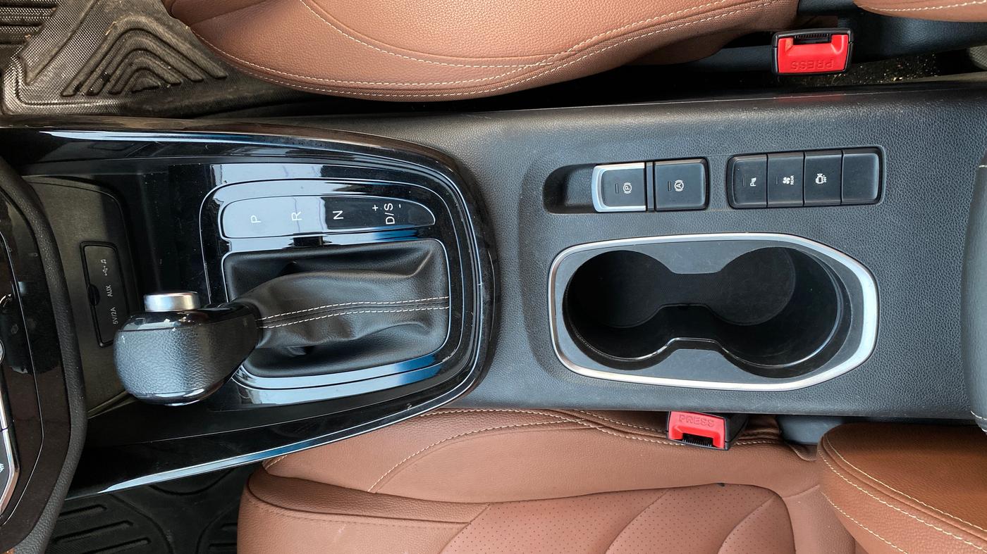 2020 MG HECTOR PLUS SHARP 1.5 PETROL TURBO DCT 6-STR, Petrol, Automatic, 41,818 km, Gear Lever