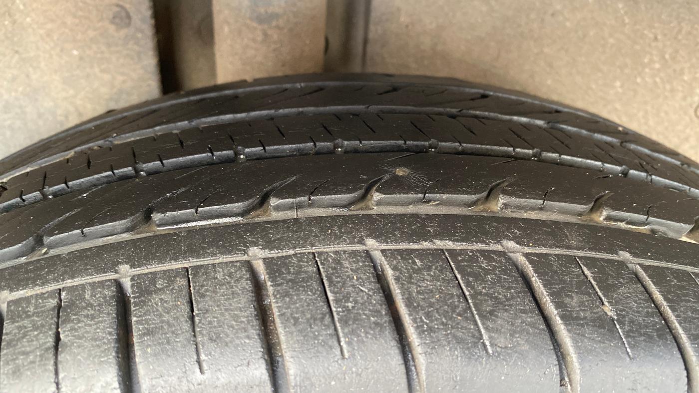 2020 MG HECTOR PLUS SHARP 1.5 PETROL TURBO DCT 6-STR, Petrol, Automatic, 41,818 km, Right Rear Tyre Tread