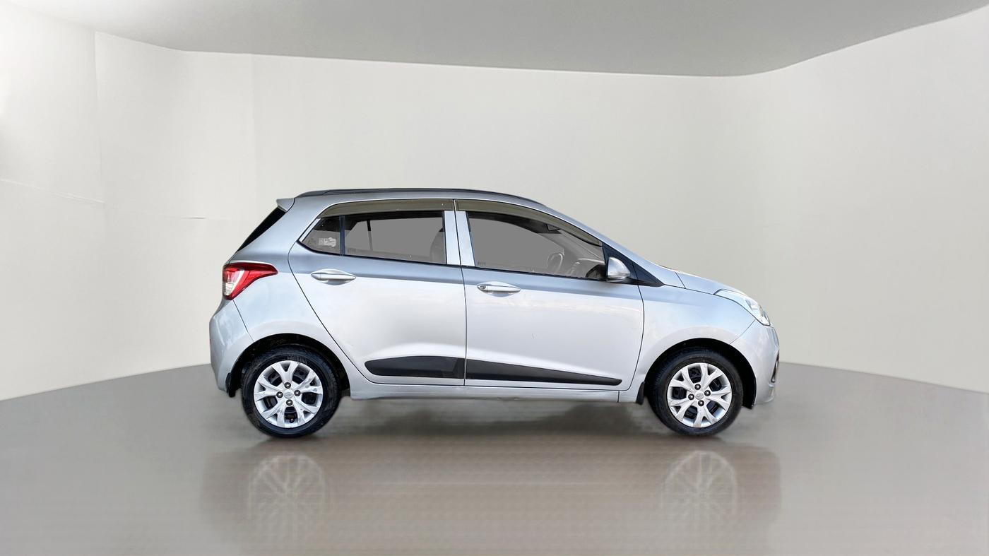 2016 Hyundai Grand i10 SPORTZ 1.2 KAPPA VTVT, Petrol, Manual, 56,871 km, Right Side View