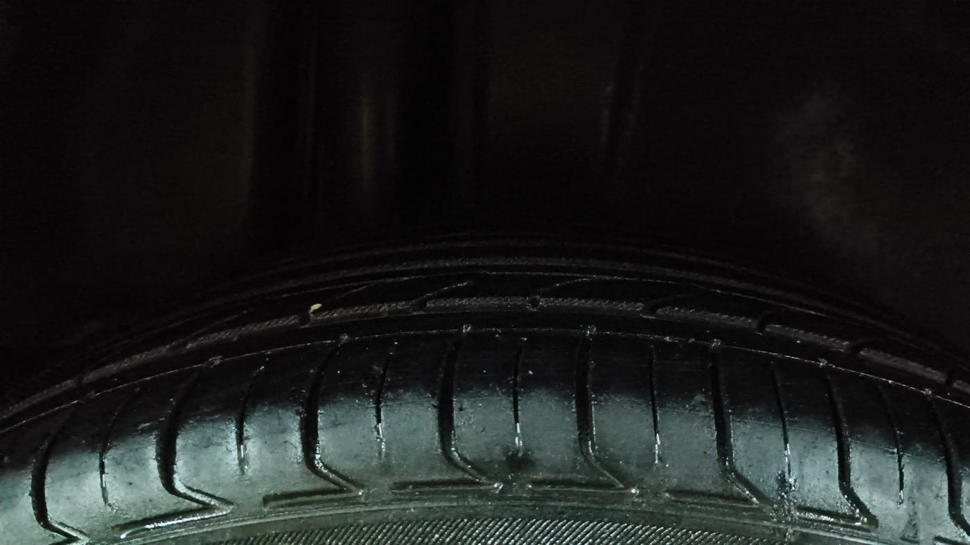 2018 Maruti Ciaz SIGMA 1.5 SHVS MT  PETROL, Petrol, Manual, 72,847 km, Right Rear Tyre Tread
