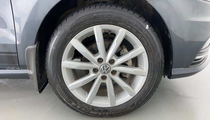 2018 Volkswagen Ameo HIGHLINE PLUS 1.0, Petrol, Manual, 19,694 km, Right Front Wheel