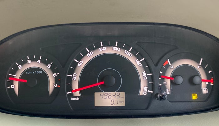 2014 Mahindra Xylo H9 BS IV, Diesel, Manual, 49,682 km, Odometer Image