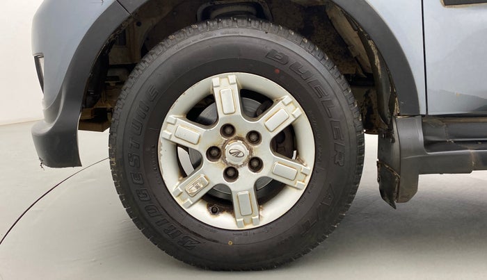 2014 Mahindra Xylo H9 BS IV, Diesel, Manual, 49,682 km, Left Front Wheel