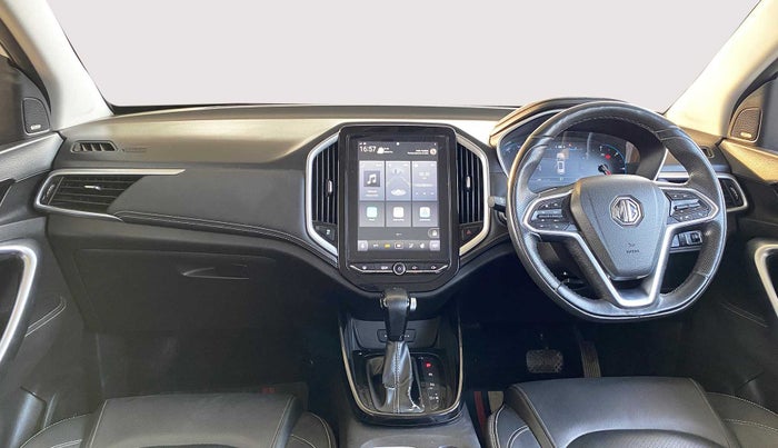 2020 MG HECTOR SHARP DCT PETROL, Petrol, Automatic, 35,672 km, Dashboard