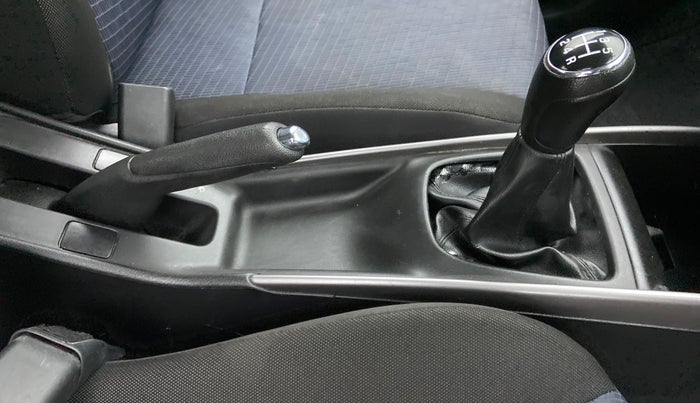 2021 Maruti Baleno DELTA PETROL 1.2, Petrol, Manual, 37,657 km, Gear Lever