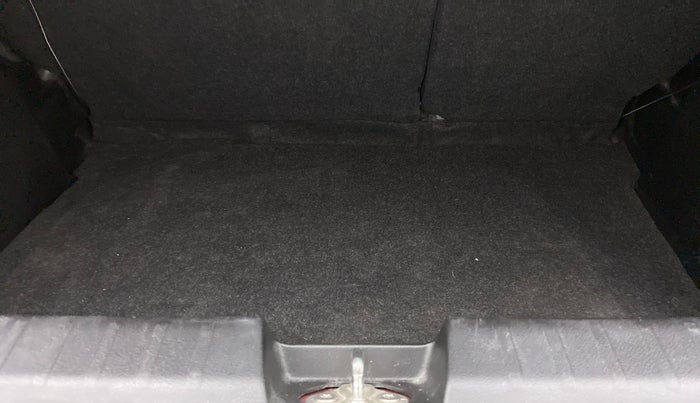 2021 Maruti Baleno DELTA PETROL 1.2, Petrol, Manual, 37,657 km, Boot Inside