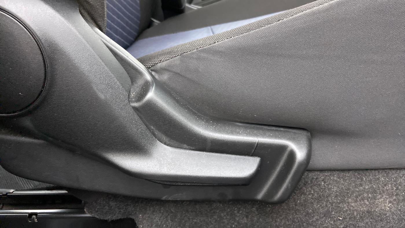 2021 Maruti Baleno DELTA PETROL 1.2, Petrol, Manual, 37,657 km, Driver Side Adjustment Panel