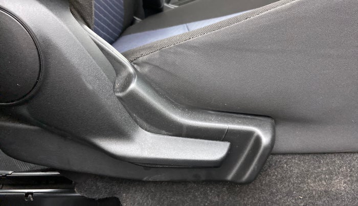 2021 Maruti Baleno DELTA PETROL 1.2, Petrol, Manual, 37,657 km, Driver Side Adjustment Panel