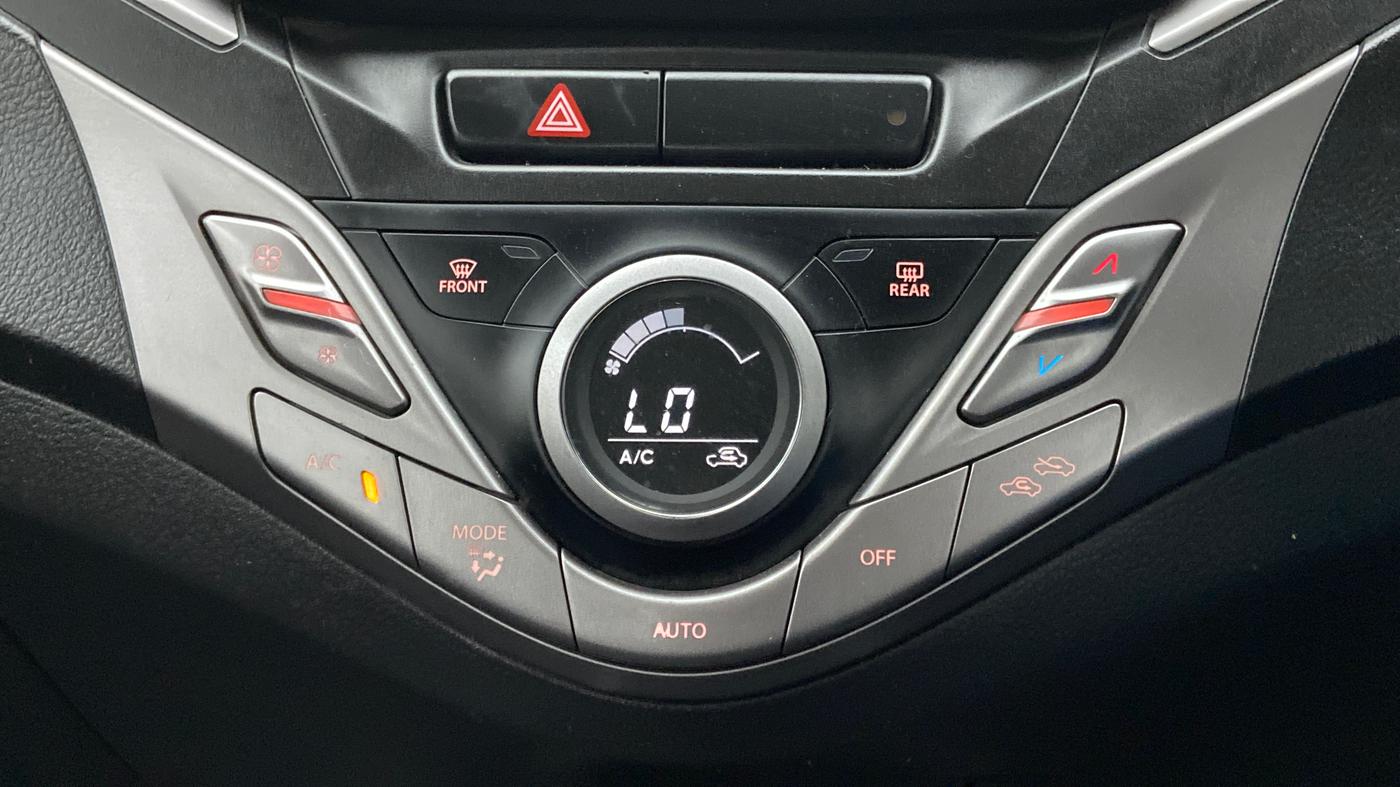 2021 Maruti Baleno DELTA PETROL 1.2, Petrol, Manual, 37,657 km, Automatic Climate Control