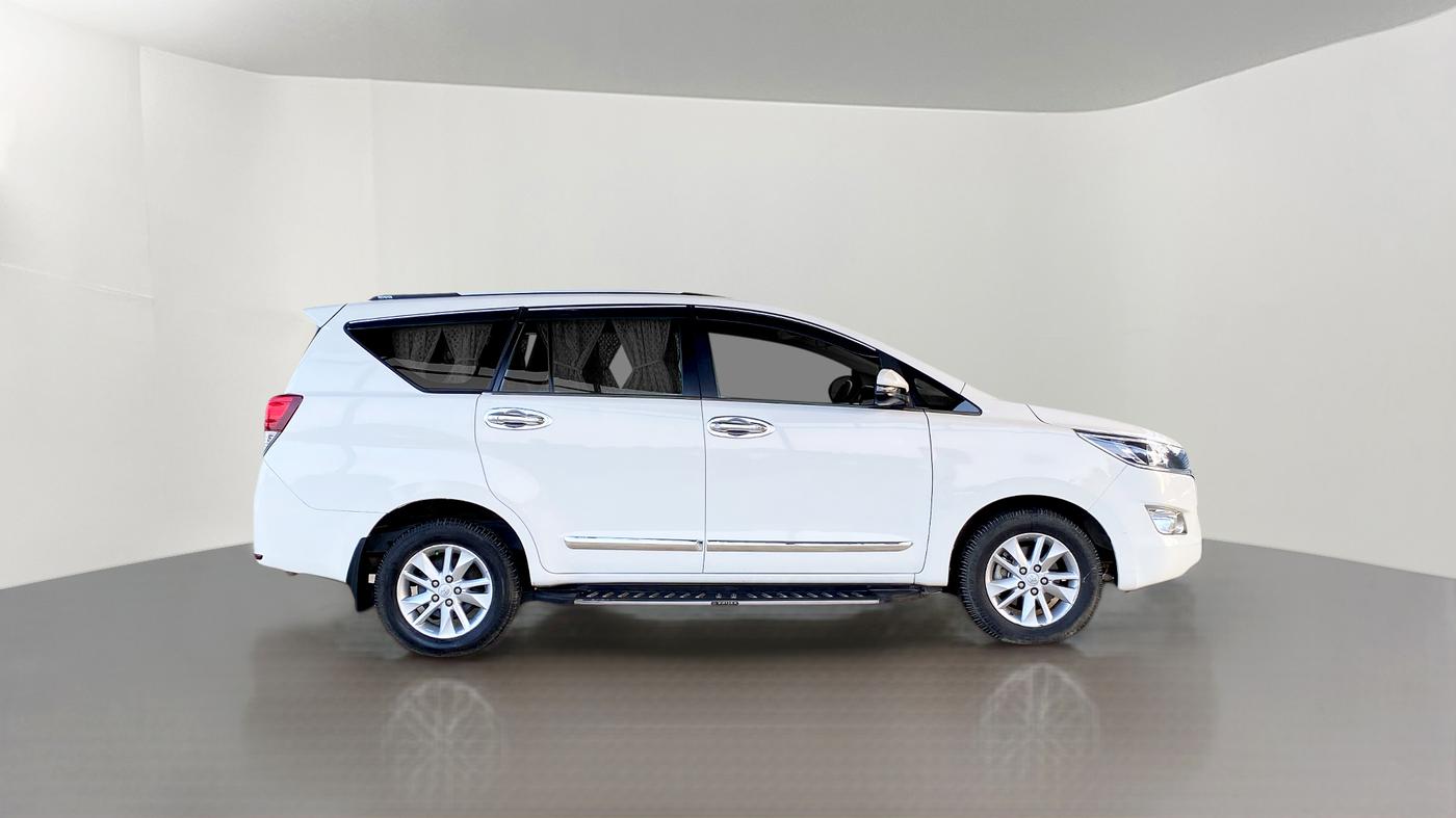 2020 Toyota Innova Crysta 2.4 GX 7 STR, Diesel, Manual, 28,795 km, Right Side View