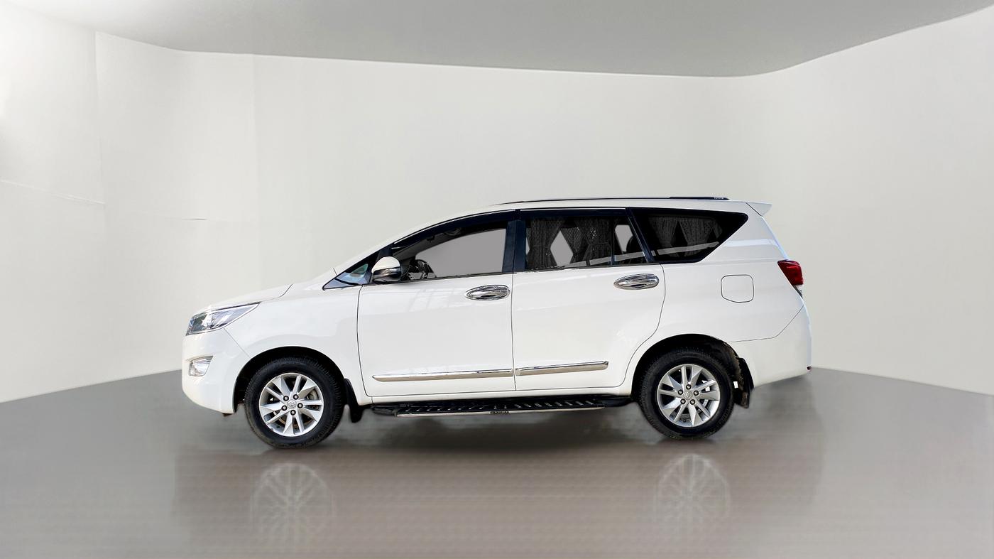 2020 Toyota Innova Crysta 2.4 GX 7 STR, Diesel, Manual, 28,795 km, Left Side