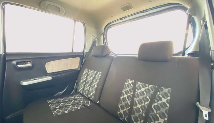2015 Maruti Wagon R 1.0 VXI, Petrol, Manual, 47,190 km, Right Side Rear Door Cabin