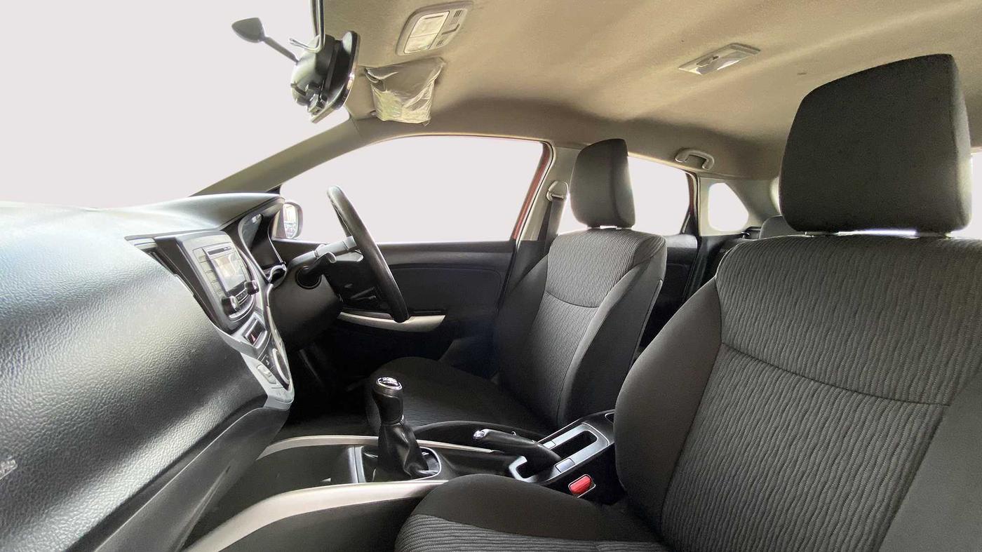 2018 Maruti Baleno DELTA 1.2 K12, Petrol, Manual, 26,091 km, Right Side Front Door Cabin