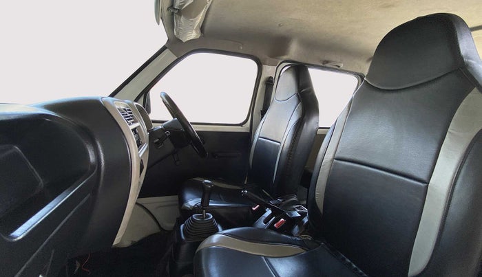 2018 Maruti Eeco 5 STR WITH AC PLUSHTR, Petrol, Manual, 29,914 km, Right Side Front Door Cabin
