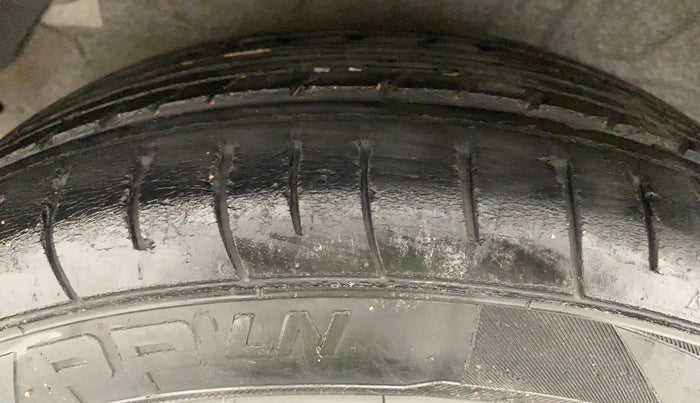 2013 Hyundai i20 MAGNA O 1.2, Petrol, Manual, 82,253 km, Right Rear Tyre Tread