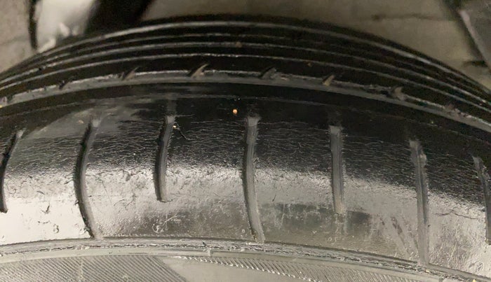 2013 Hyundai i20 MAGNA O 1.2, Petrol, Manual, 82,253 km, Left Rear Tyre Tread
